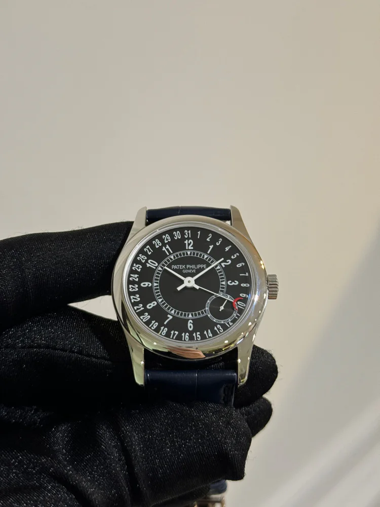 Patek Philippe Calatrava 6000G-001